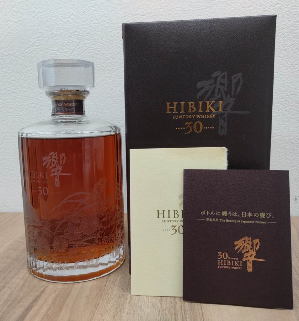買取実績 響 30年 花鳥風月 700ml | お酒買取専門店 ウイスキー王国